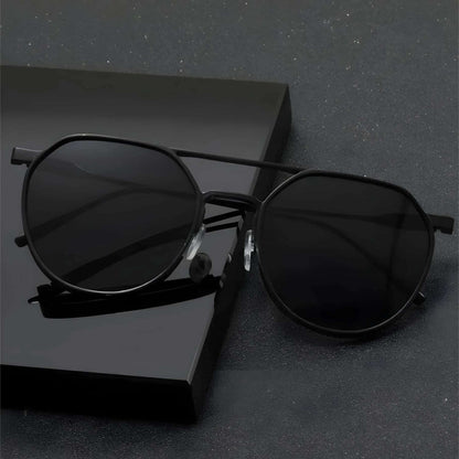 Biker Black очила за сонце со UV400 заштита - Напред 2