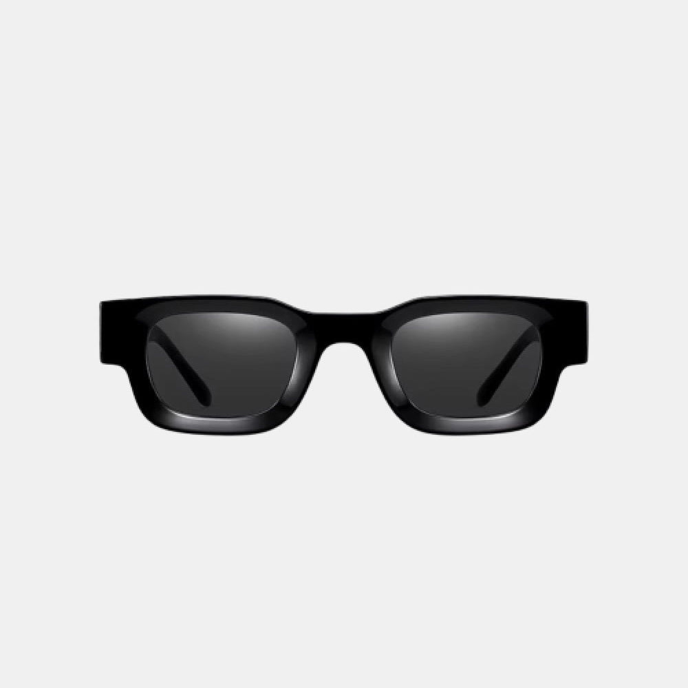 Iconic Black очила за сонце со UV400 заштита - Напред