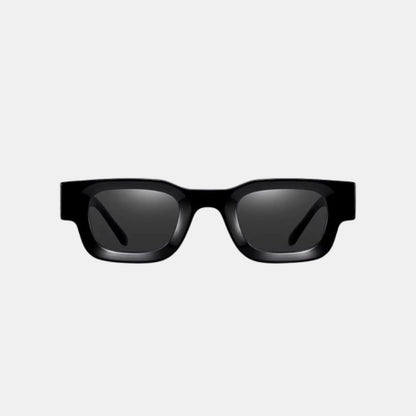 Iconic Black очила за сонце со UV400 заштита - Напред