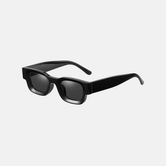 Iconic Black очила за сонце со UV400 заштита - Странично