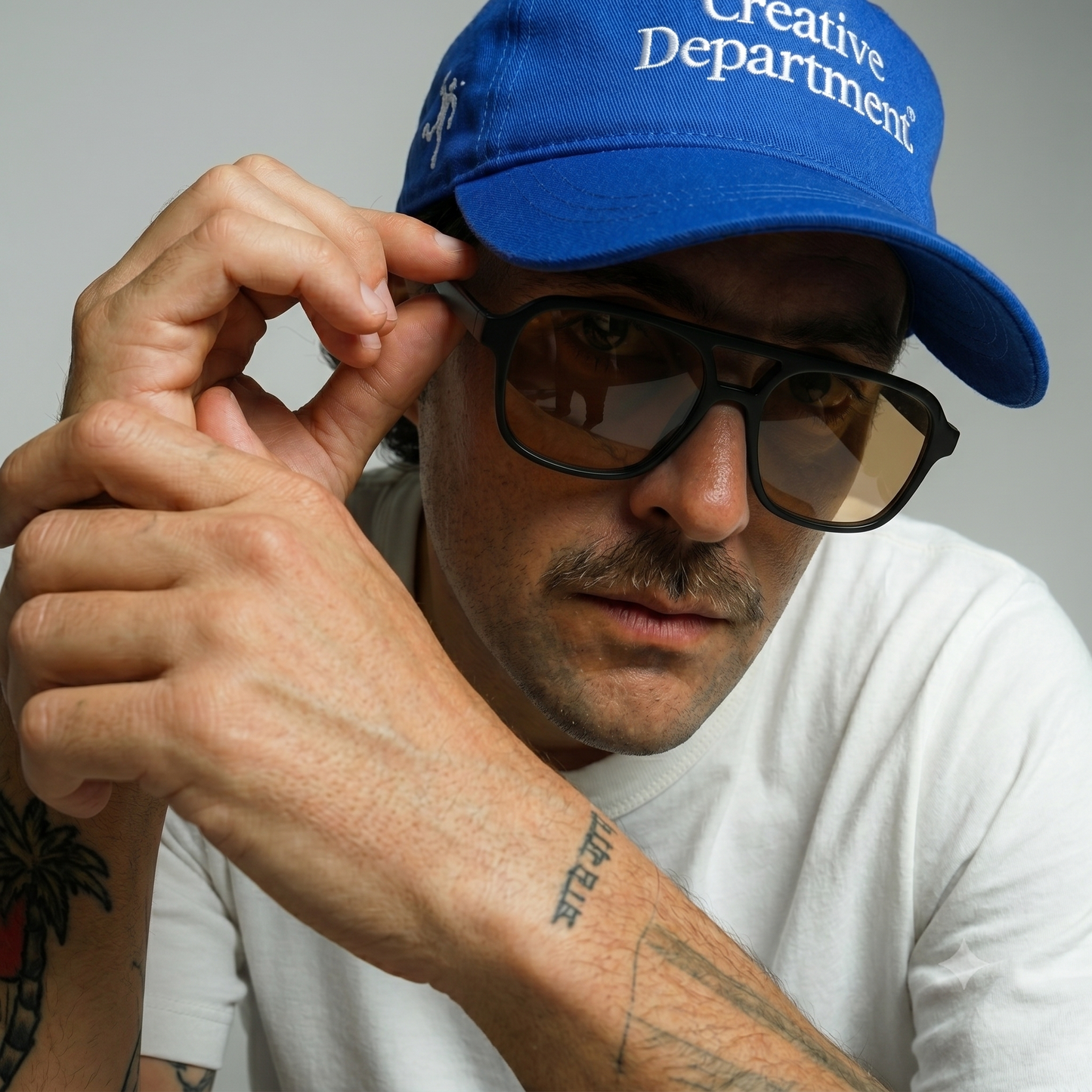 Tommy sunglasses with UV400 protection - product image 3