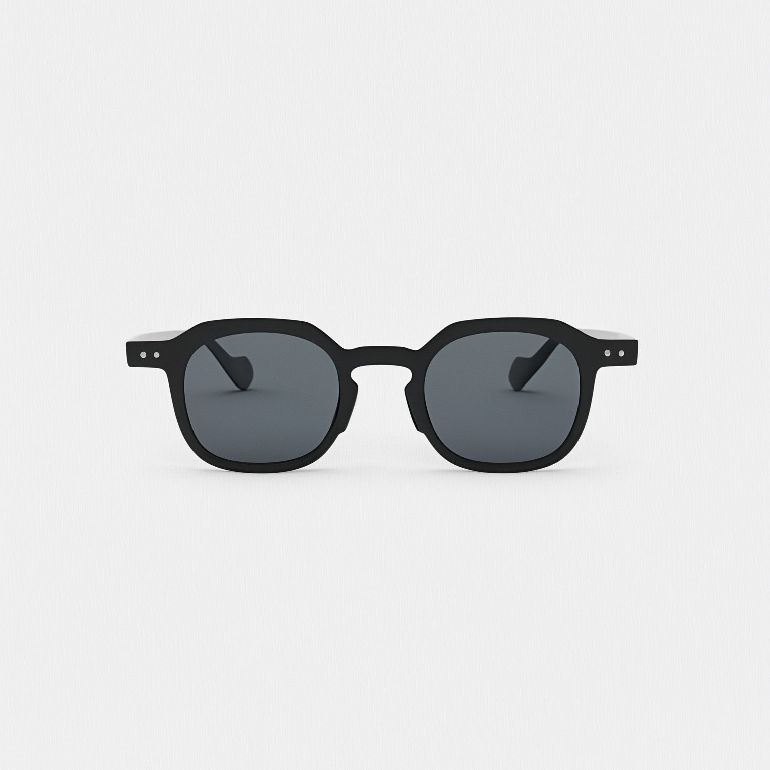 Okta Black очила за сонце со UV400 заштита - Напред