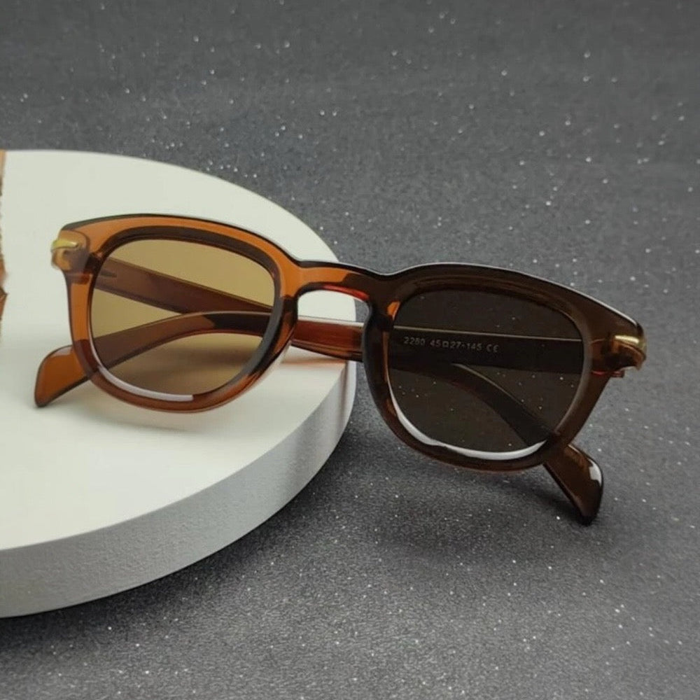 Vivid Brown очила за сонце со UV400 заштита - Позадински